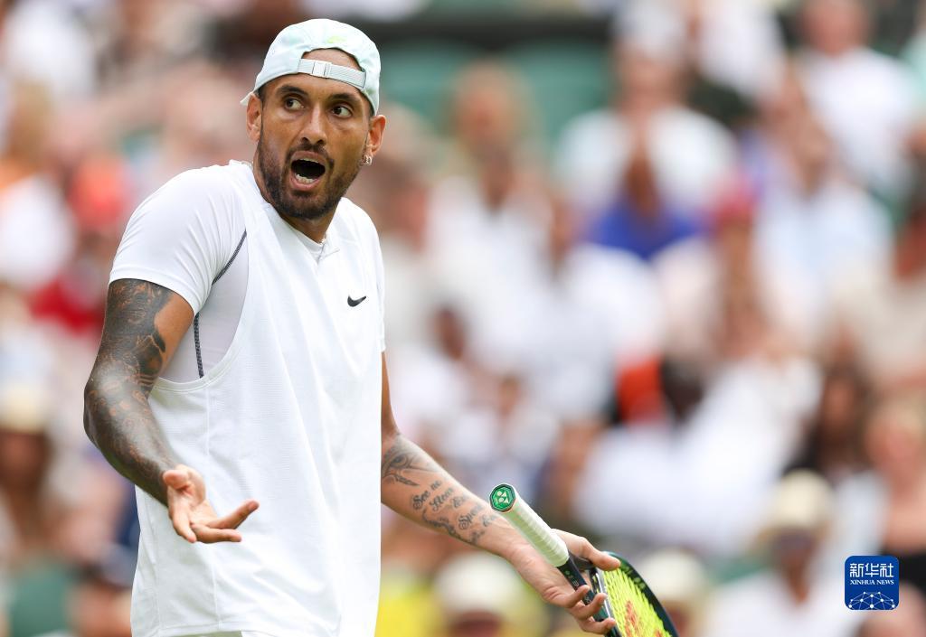 场一度落后 场一度落后