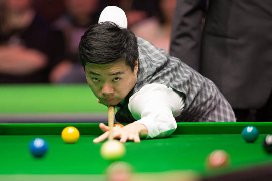 项运动中 项运动中